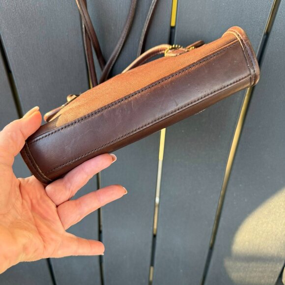 Vintage Coach Laurie Flap in Mahogany - Picture 6 of 10